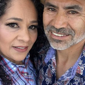 Meet your Posher, Alma